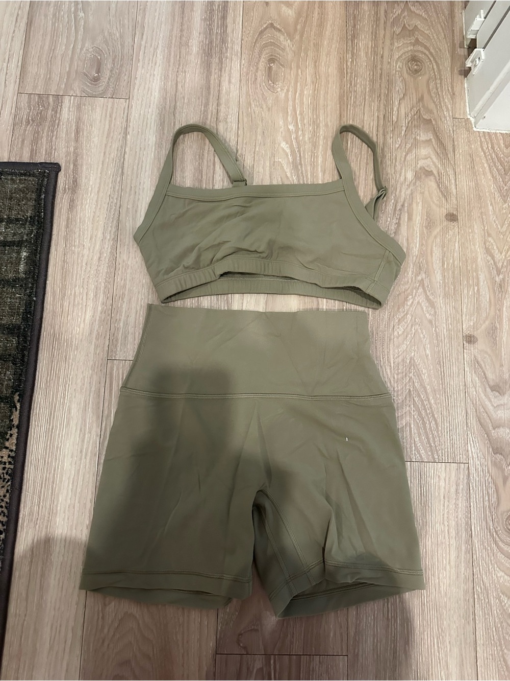 Aritzia butter set